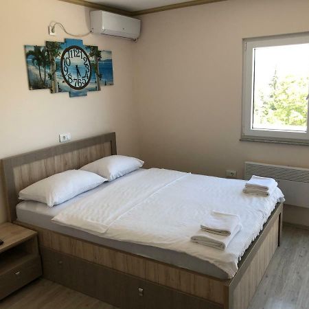 Kubi Hotel Struga Exterior foto